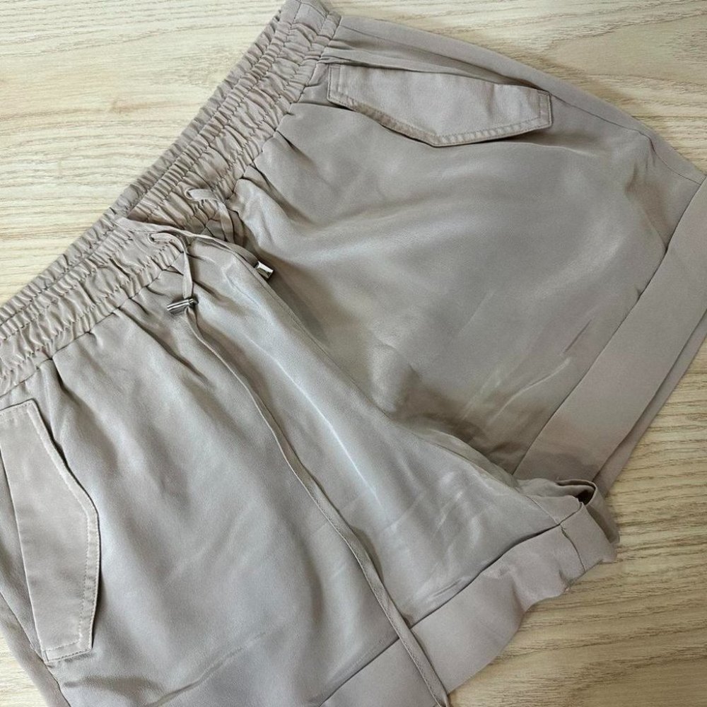 Club Monaco Beige Loose Shorts
